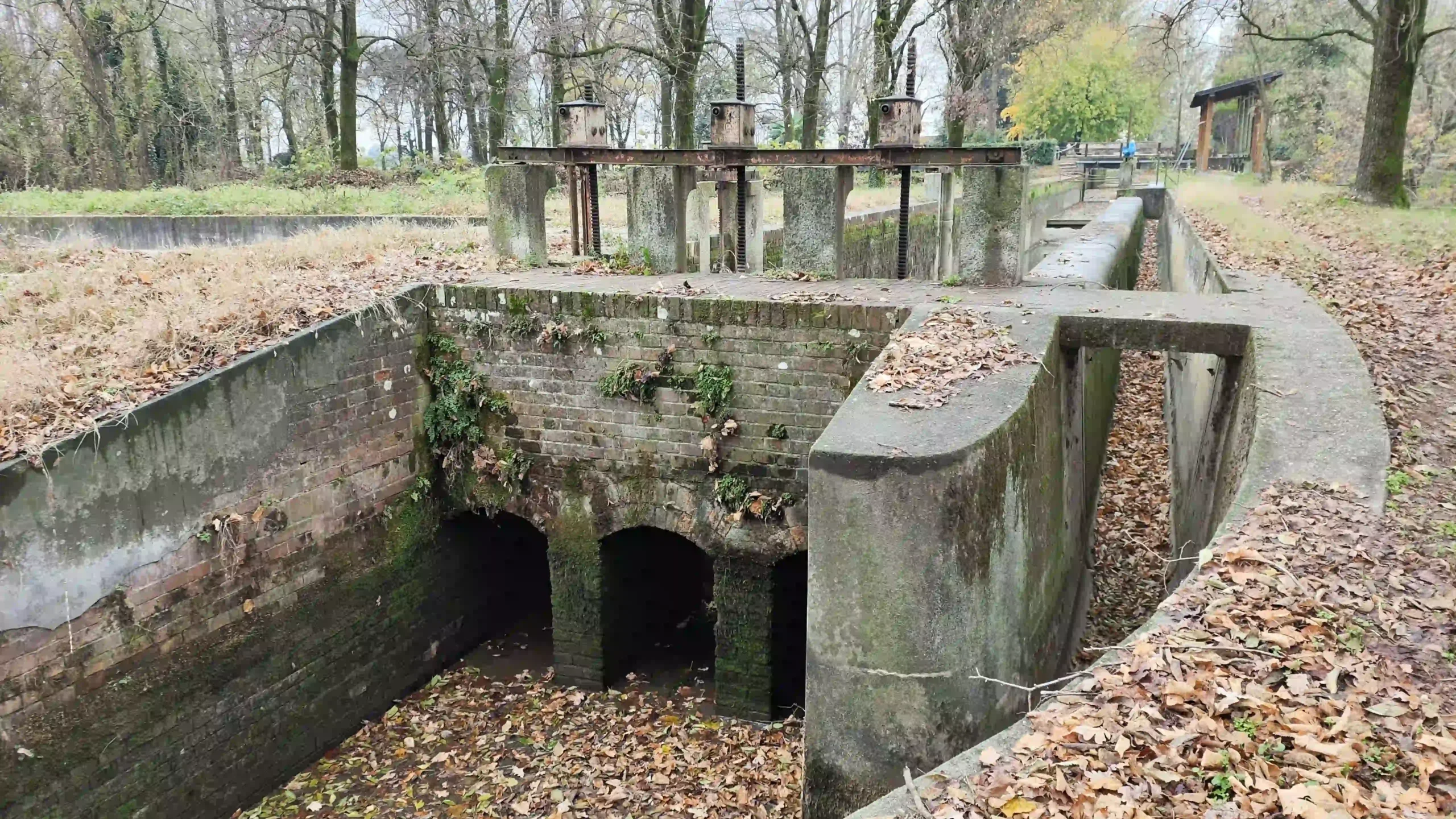Deviazione del canale Vacchelli