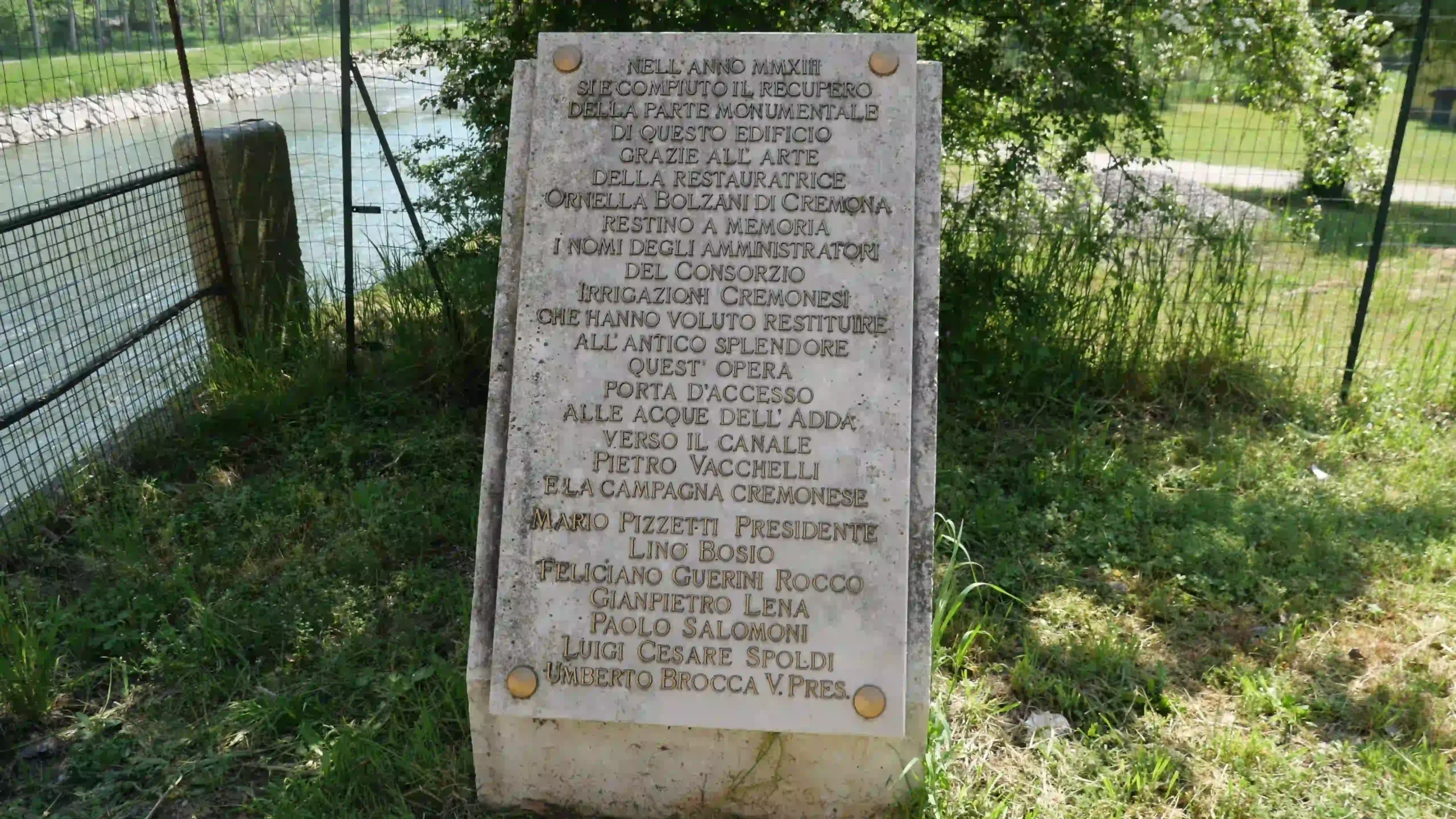 Targa commemorativa agli amministratori del Consorzio Irrigazioni Cremonesi